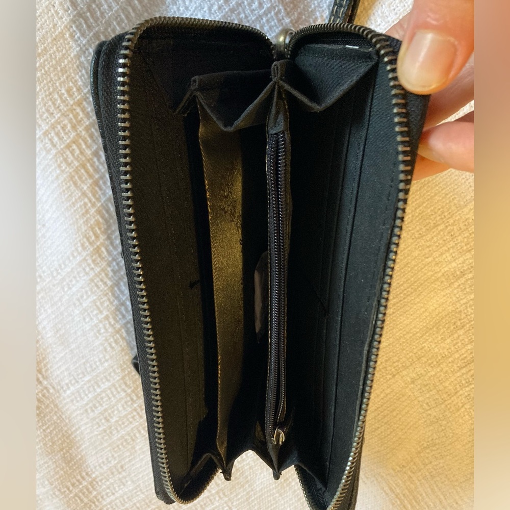 Trinity Ranch Bags| Trinity Ranch Wallet - Picture 5 of 6